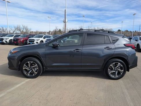 Used 2025 Subaru Crosstrek 2.0i Premium image 7