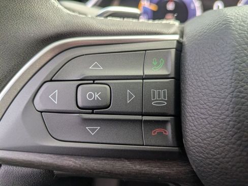 New 2025 Jeep Grand Cherokee Limited image 15