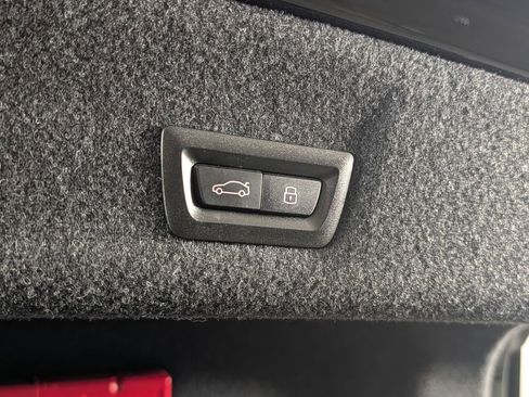 Used 2026 BMW M3 Competition AWD/4WD image 17