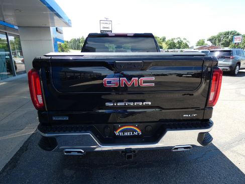 Certified 2023 GMC Sierra 1500 SLT w/ SLT Premium Package AWD/4WD image 4