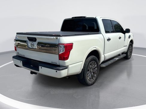 Used 2017 Nissan Titan Platinum Reserve AWD/4WD image 8