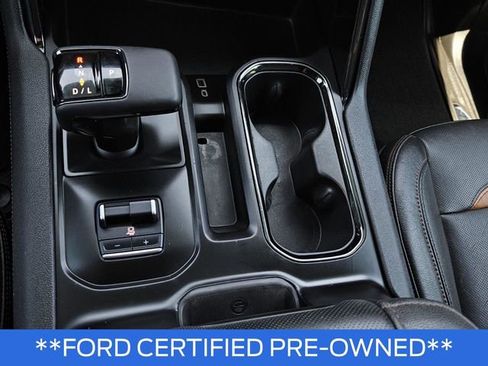 Used 2022 GMC Sierra 1500 AT4 w/ AT4 Preferred Package AWD/4WD image 31