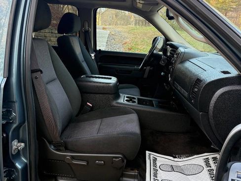 Used 2010 GMC Sierra 1500 SLE image 7