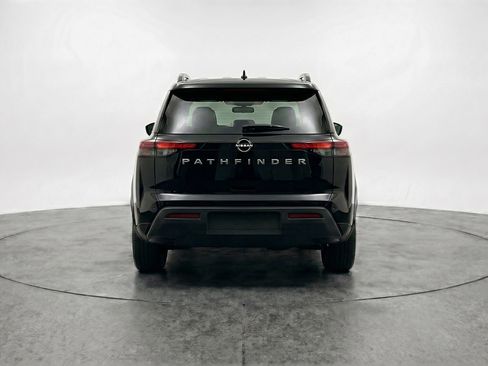 Used 2025 Nissan Pathfinder SV image 7