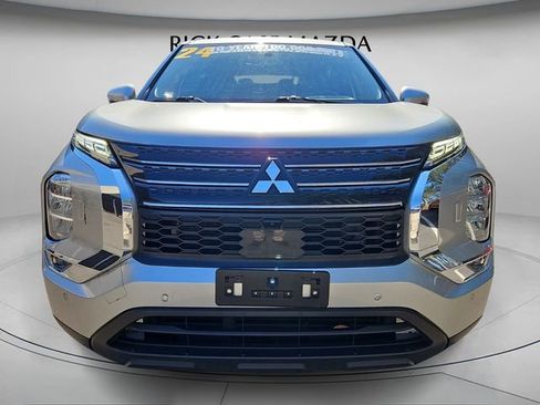 Used 2024 Mitsubishi Outlander SE image 5