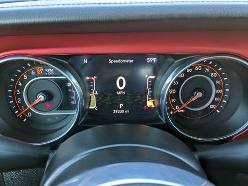 Used 2023 Jeep Gladiator Rubicon w/ Cold Weather Group image 31