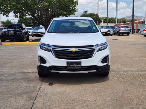 Used 2024 Chevrolet Equinox LT FWD image 3
