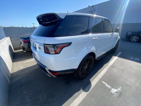 Used 2019 Land Rover Range Rover Sport HSE AWD/4WD image 11
