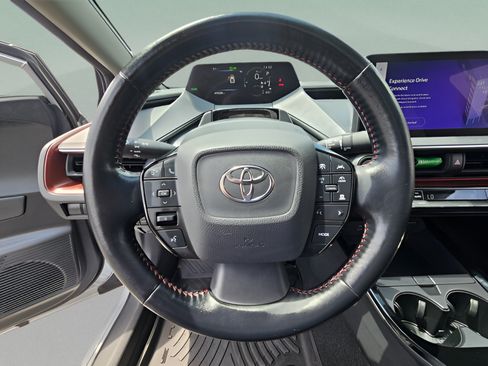 Used 2023 Toyota Prius Prime Premium FWD image 21
