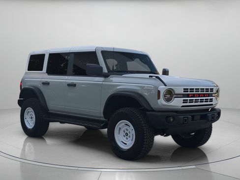 Used 2026 Ford Bronco Heritage Edition AWD/4WD image 38