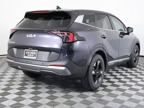 New 2026 Kia Sportage LX image 4