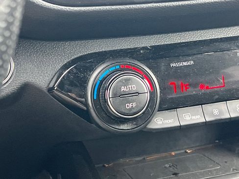 Certified 2022 Kia Forte GT-Line w/ GT-Line Premium Package image 29