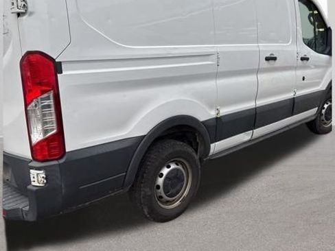 Used 2016 Ford Transit 250 130 Low Roof image 14