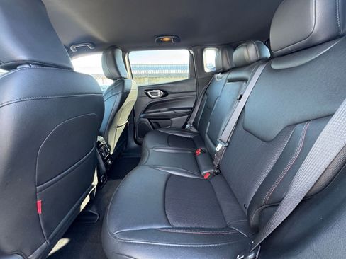 Used 2025 Jeep Compass Trailhawk w/ Trailer Tow Group image 23