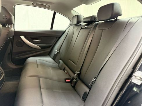 Used 2013 BMW 320i 320i Sedan image 22