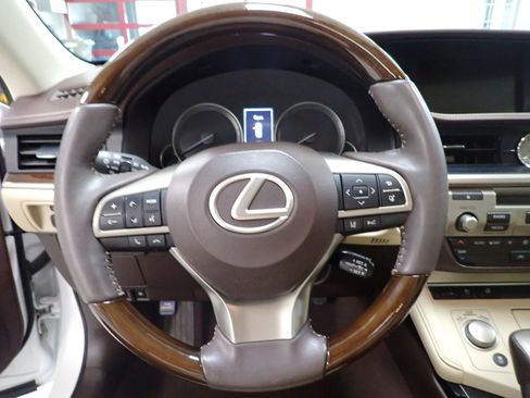 Used 2017 Lexus ES 350 image 15