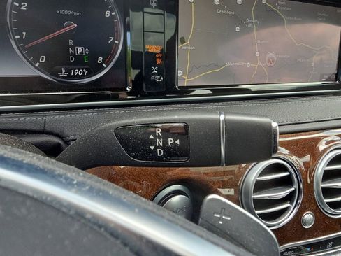 Used 2015 Mercedes-Benz S 550 4MATIC Sedan image 33