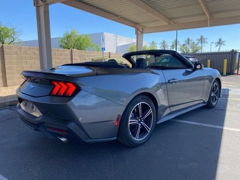 Used 2024 Ford Mustang Premium image 3