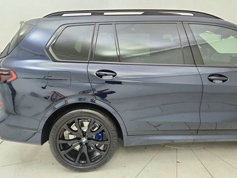 Used 2026 BMW X7 xDrive40i w/ M Sport Package image 12