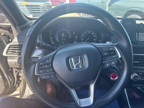 Used 2022 Honda Accord Sport image 12