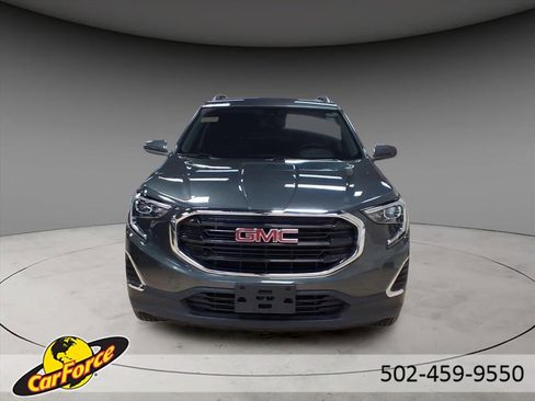 Used 2020 GMC Terrain SLE w/ Driver Convenience Package image 10