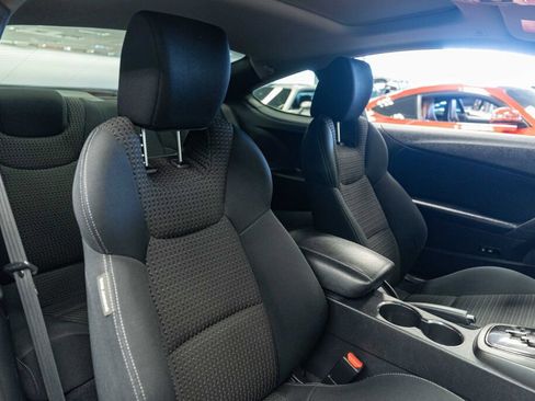 Used 2012 Hyundai Genesis 2.0T RWD image 12