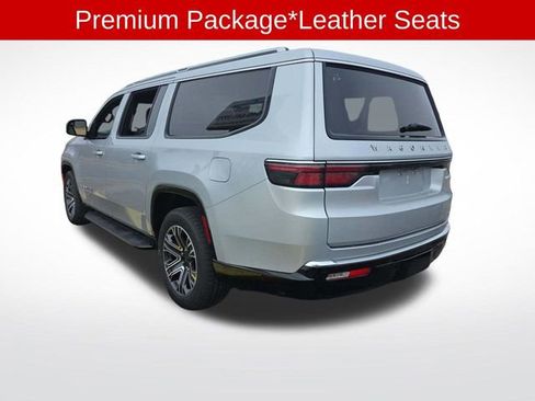 Used 2024 Jeep Wagoneer L Series II w/ Flexible Seating Group AWD/4WD image 2