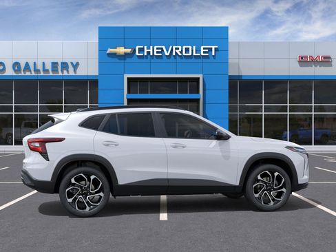 New 2026 Chevrolet Trax RS image 6