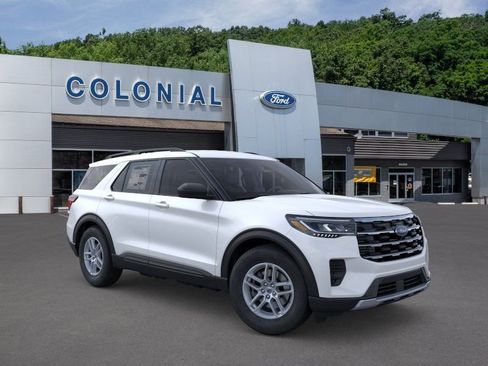 New 2026 Ford Explorer Active AWD/4WD image 7
