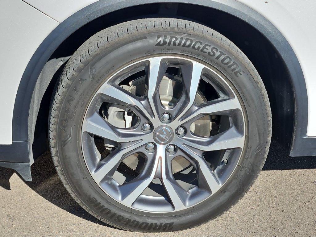Used 2024 Acura MDX w/ Technology Package FWD image 4