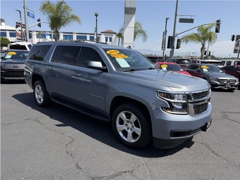 Used 2016 Chevrolet Suburban LT w/ Max Trailering Package RWD image 7