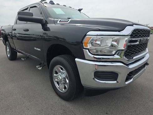 Used 2019 RAM 3500 Tradesman AWD/4WD image 3