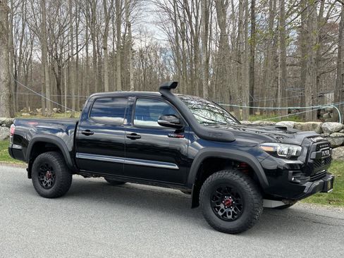 Used 2019 Toyota Tacoma TRD Pro w/ Desert Air Intake Package AWD/4WD image 18