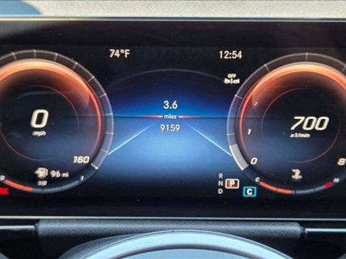 Used 2023 Mercedes-Benz GLA 250 image 11