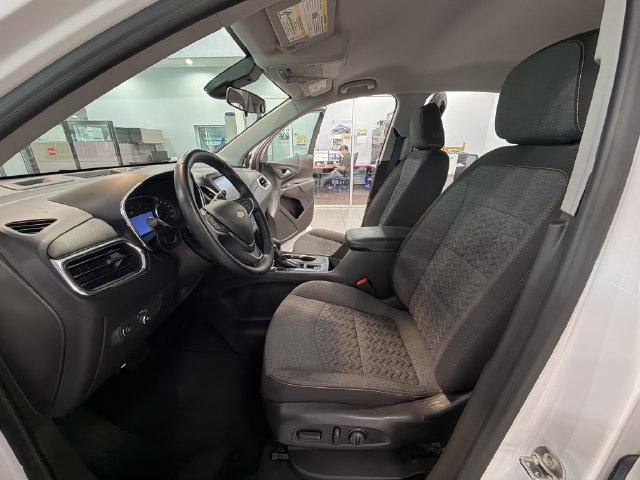 Used 2024 Chevrolet Equinox LT AWD/4WD image 11