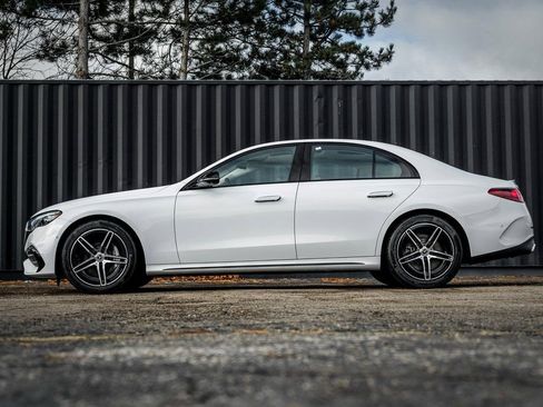 New 2026 Mercedes-Benz E 450 4MATIC Sedan image 3
