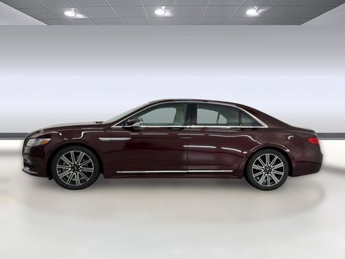 Used 2017 Lincoln Continental Reserve w/ Luxury Package FWD image 2