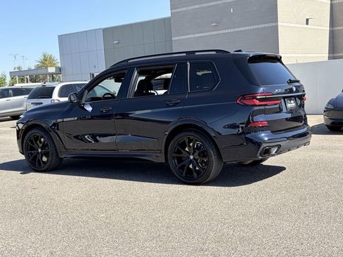 Used 2023 BMW X7 xDrive40i w/ M Sport Package AWD/4WD image 30