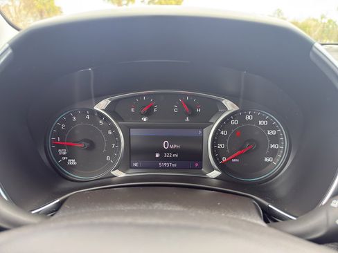 Used 2022 Chevrolet Equinox Premier FWD image 19