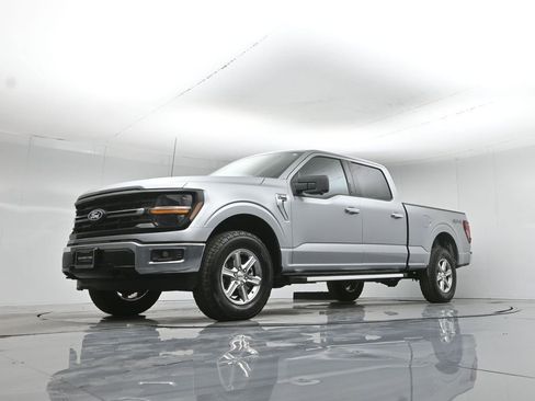 Used 2024 Ford F150 XLT w/ Tow/Haul Package image 45