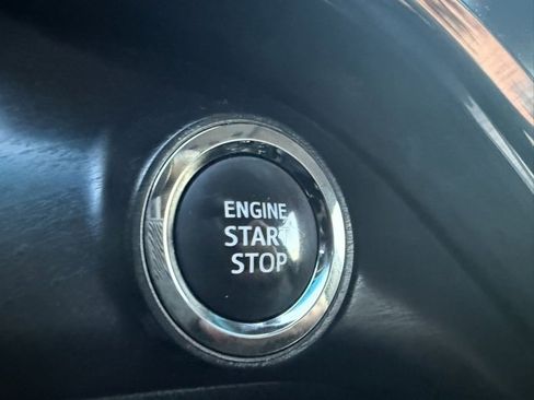 Used 2018 Toyota Avalon XLE Premium w/ All Weather Liner Package image 21