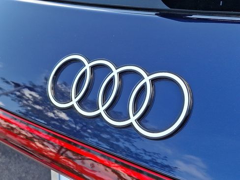 Used 2025 Audi Q5 Premium w/ Premium Plus AWD/4WD image 30