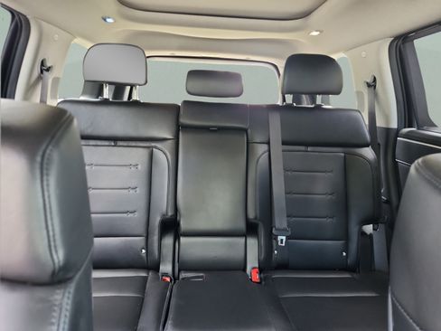 Used 2024 Hyundai Santa Fe Limited FWD image 18