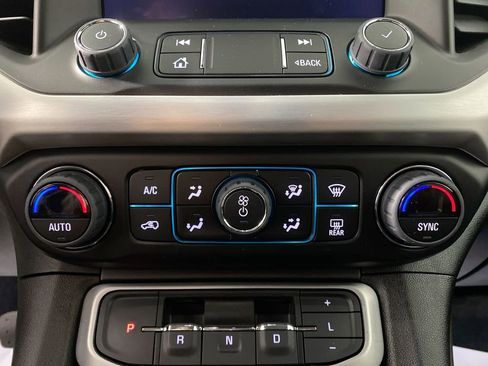 Certified 2023 GMC Acadia SLE w/ Driver Convenience Package AWD/4WD image 18