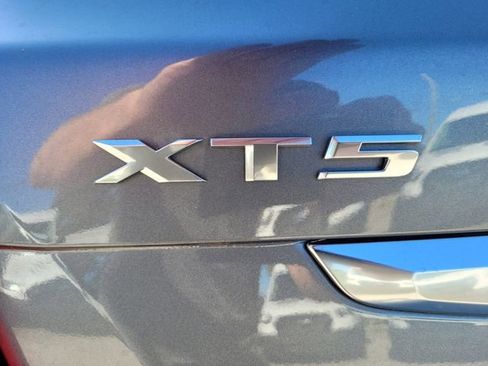 Used 2021 Cadillac XT5 Premium Luxury image 16