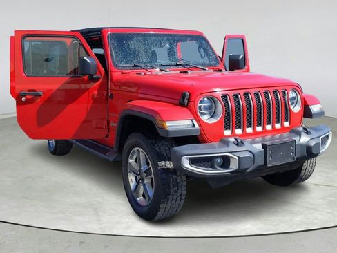 Used 2020 Jeep Wrangler Unlimited Sahara AWD/4WD image 8
