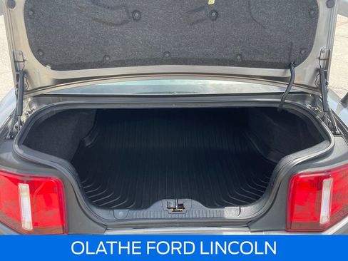 Used 2011 Ford Mustang GT Premium w/ Comfort Pkg image 19