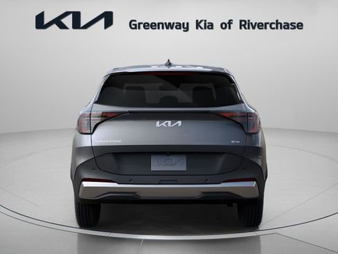 New 2026 Kia Sportage LX FWD image 6