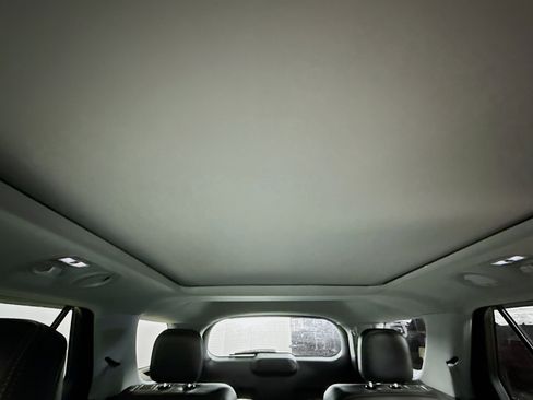 Used 2023 Ford Explorer XLT w/ Equipment Group 202A image 27