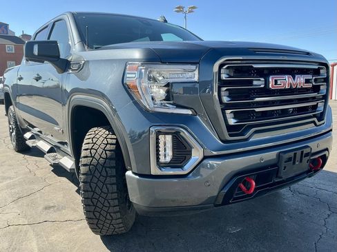 Used 2021 GMC Sierra 1500 AT4 w/ AT4 Value Package image 2